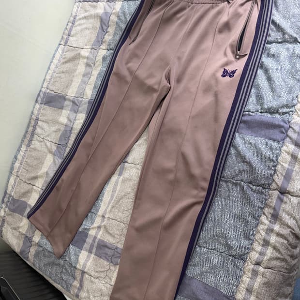 니들스 트랙 팬츠 판매합니다. (L)