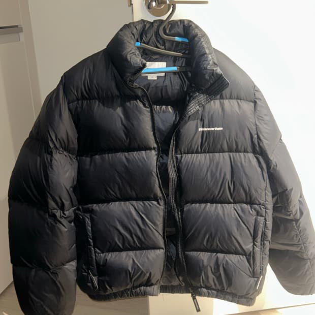 디스이즈네버댓 패딩 S사이즈