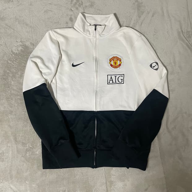나이키 맨유 트랙자켓 M