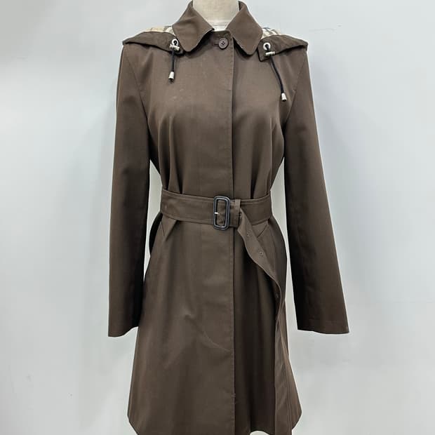 버버리 벨티드 트렌치코트