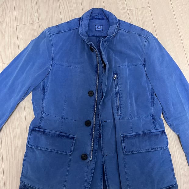cp컴퍼니 가먼트 다잉 자켓