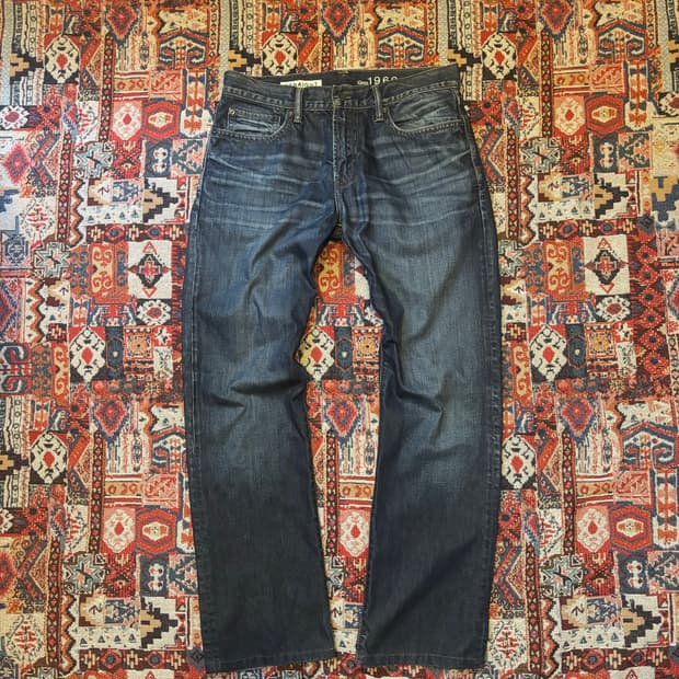 Gap 1969 Premium Straight Jeans 31