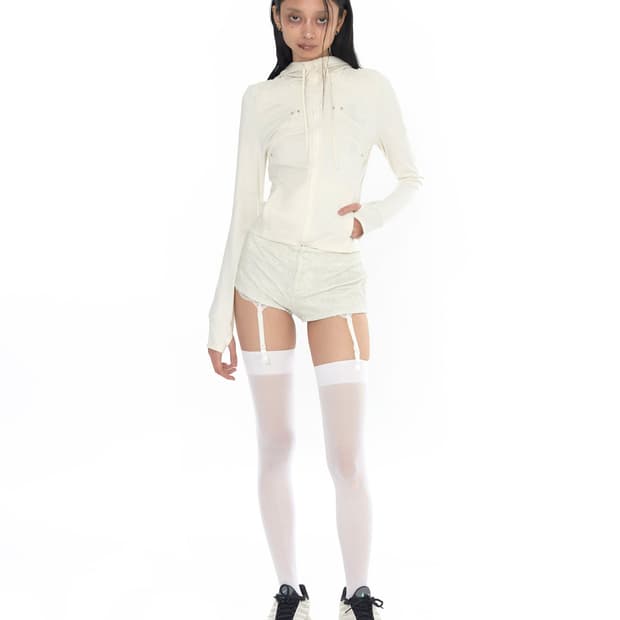 bonnae 본네  pierced finger hole hoodie jk