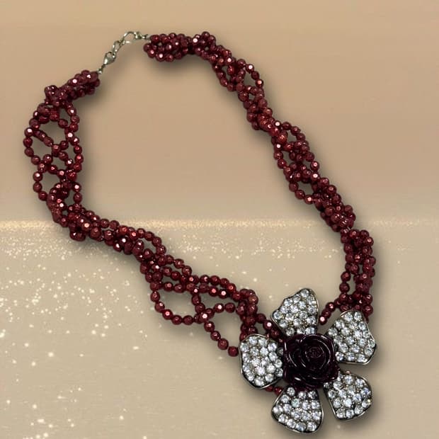 oriental flower necklace