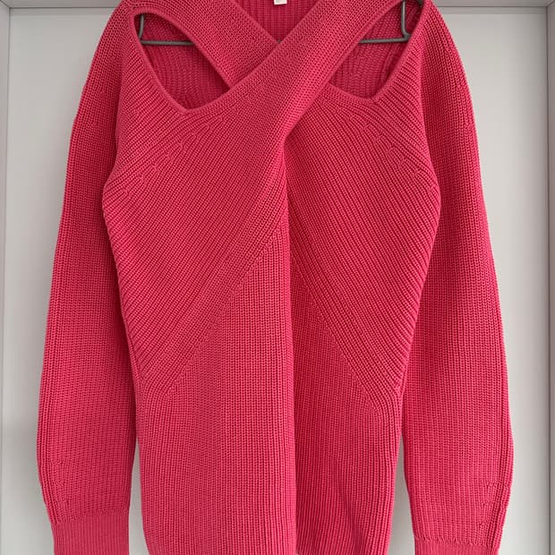 [COS 코스] 여성 크로스 니트 스웨터