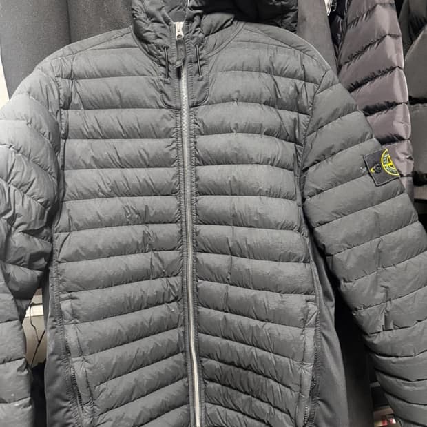 [L] 스톤아일랜드 룸우븐 경량패딩 후드 집업 자켓 봄버