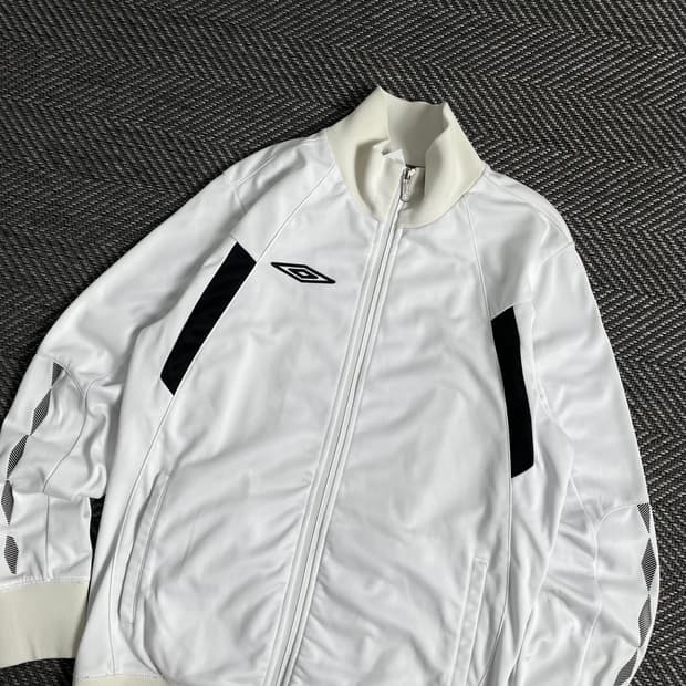 엄브로 사이드라인 올드스쿨 하이넥 트랙탑 져지y 3283