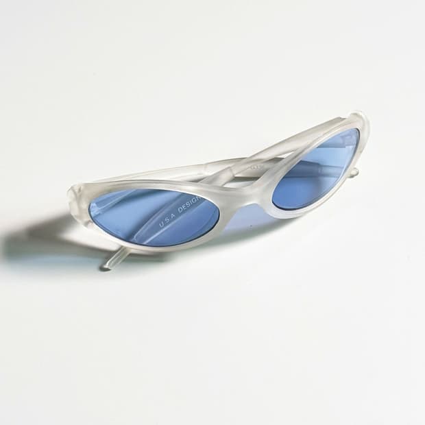 90s OXYGEN 오벌 랩 어라운드 프레임 틴트 빈티지 선글라스