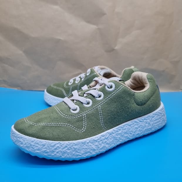 르무통 올리브그린 스니커즈 225