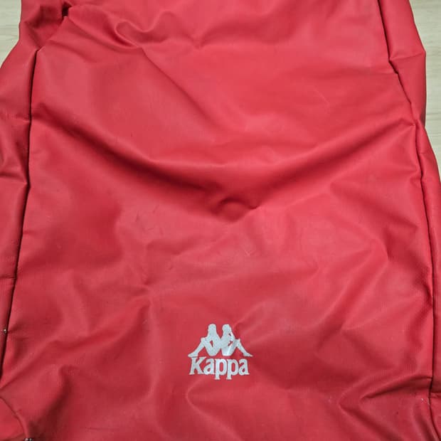 고샤루브친스키 x 카파 레드백팩