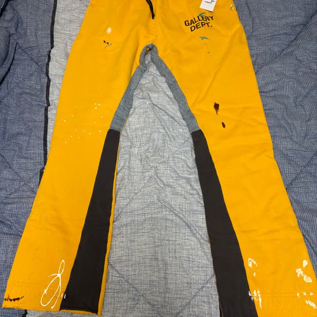 갤러리 디파트먼트 플레어 스웻팬츠 L