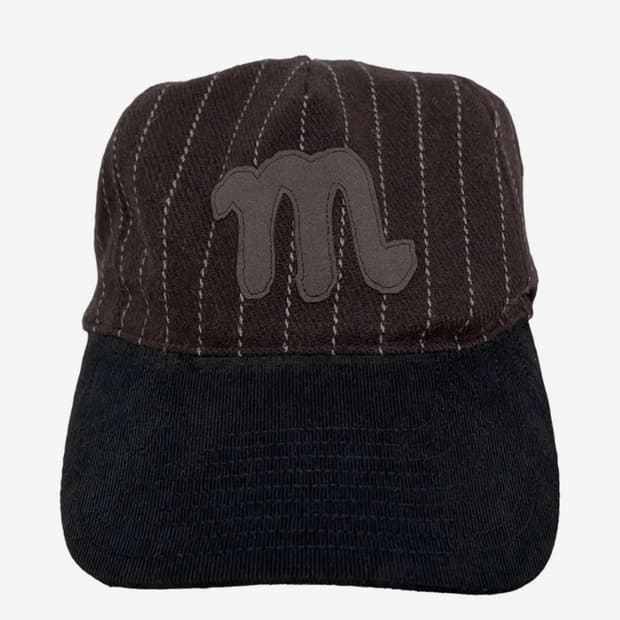 더콜디스모먼트 모자