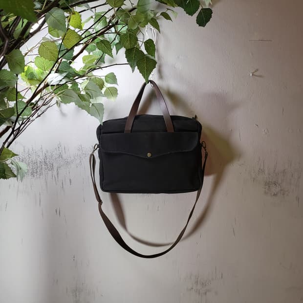 MONONO 브리프케이스