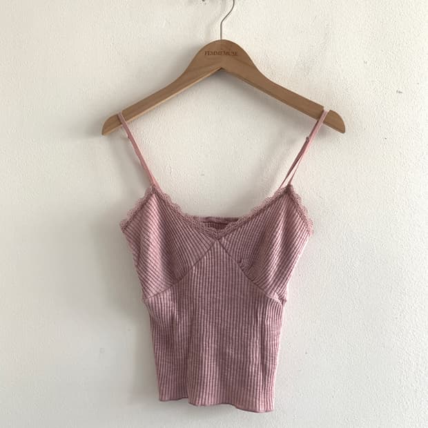 Lace v neck sleeveless top(pink)