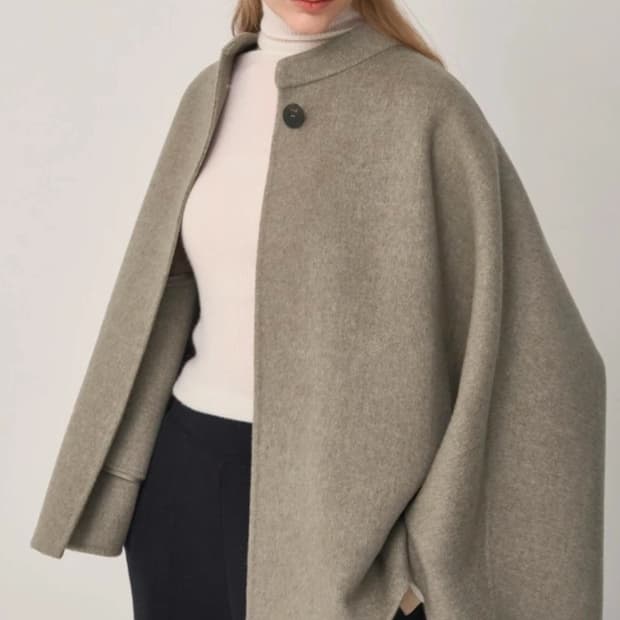 더캐시미어 The CASHMERE 핸드메이드 케이프 코트 ~free