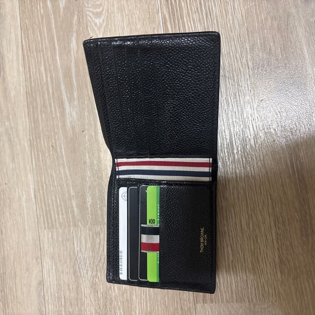 톰브라운 반지갑