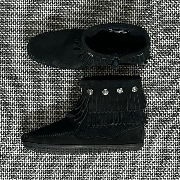 MINNETONKA 부츠 블랙