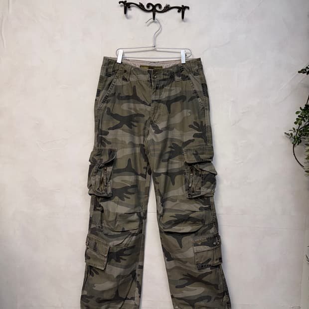 Ash khaki camouflage multi pocket 카고팬츠 