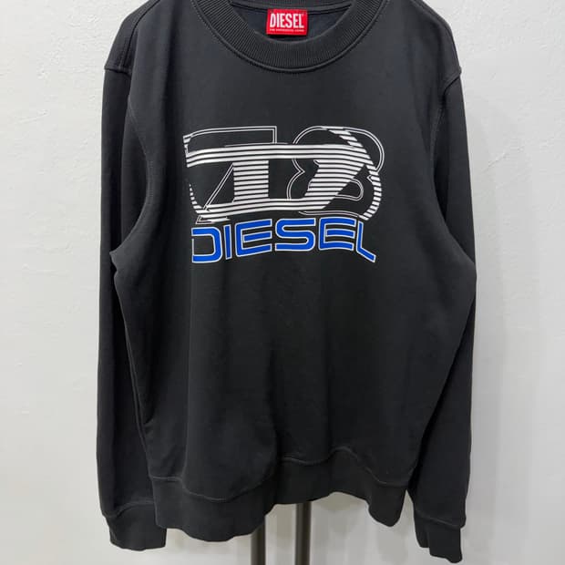 정품) 디젤 남성 블랙 D로고 루즈핏 맨투맨 M