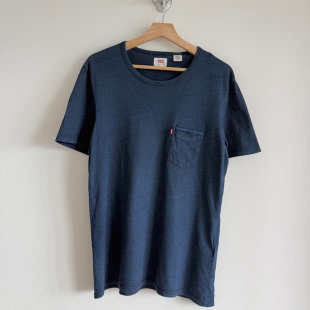 리바이스(Levi's) 포켓 반팔 티셔츠