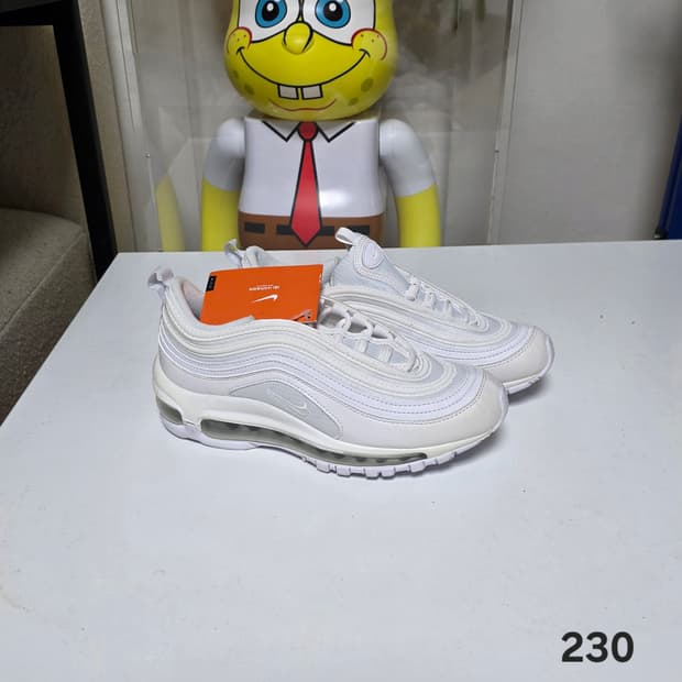 나이키 에어맥스 97  트리플화이트