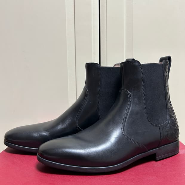 페라가모 첼시부츠 (남성5 1/2E / 245사이즈)