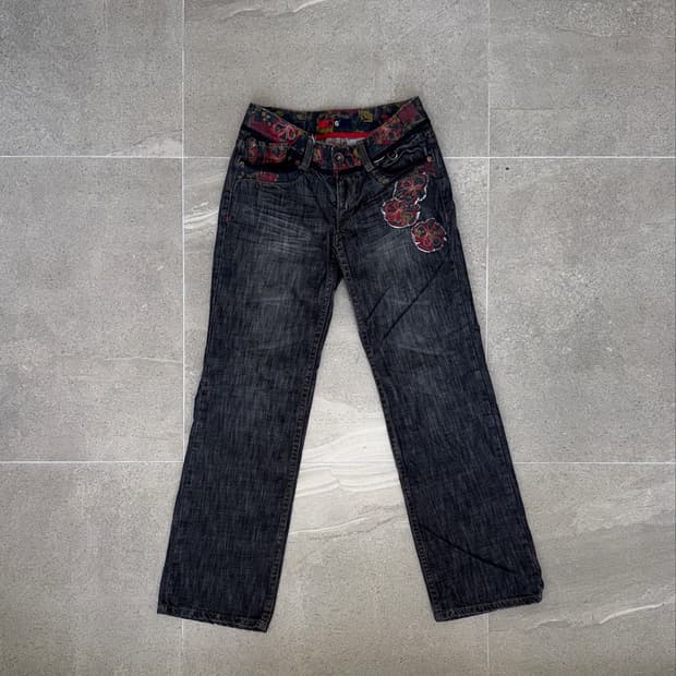 A6 black denim oriental details pants