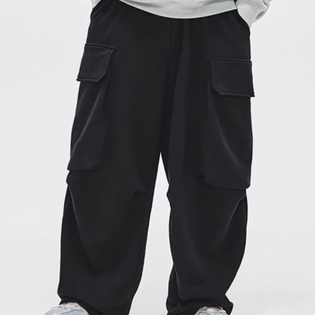 (M) 소버먼트 700G 이지 스트링 빅 카고 스웨트 팬츠-딥 블랙-
