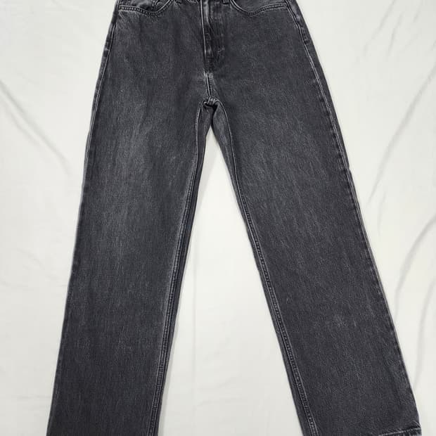 코스 하이라이즈 흑청 데님 팬츠