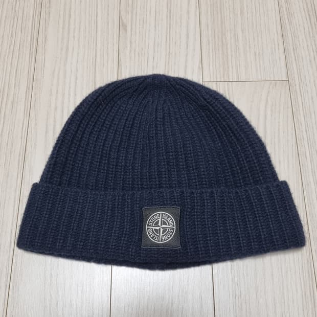 스톤아일랜드 로고 비니