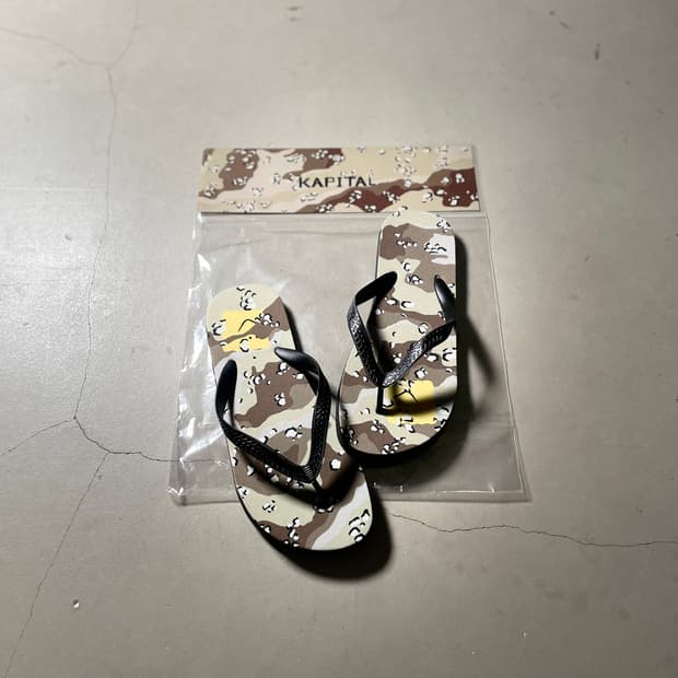 캐피탈 카모 플립플랍