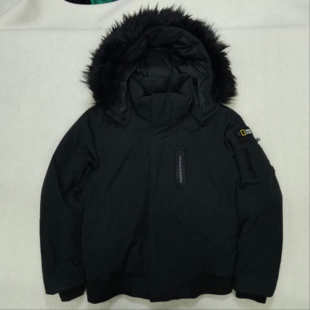 내셔널지오그래픽 타루가 패딩 L