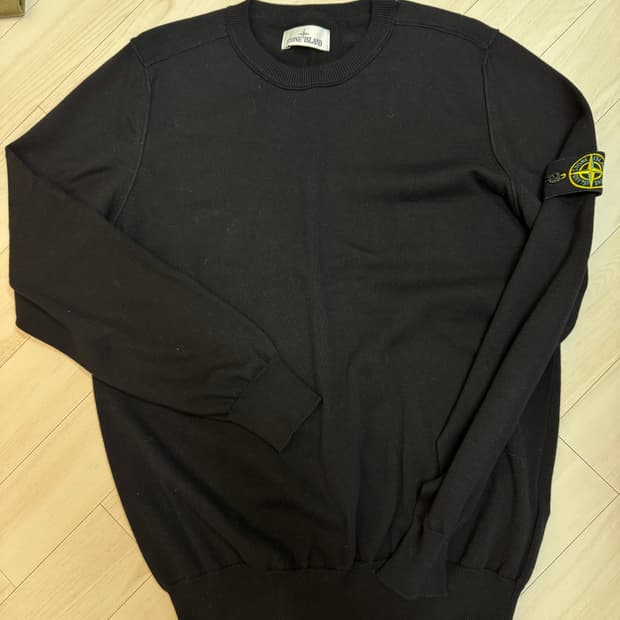 스톤아일랜드 블랙 면니트 L