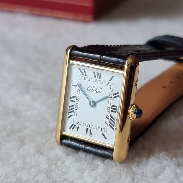 까르띠에 빈티지 탱크머스트 라지 화이트다이얼 핀버클 시계 (남여공용)