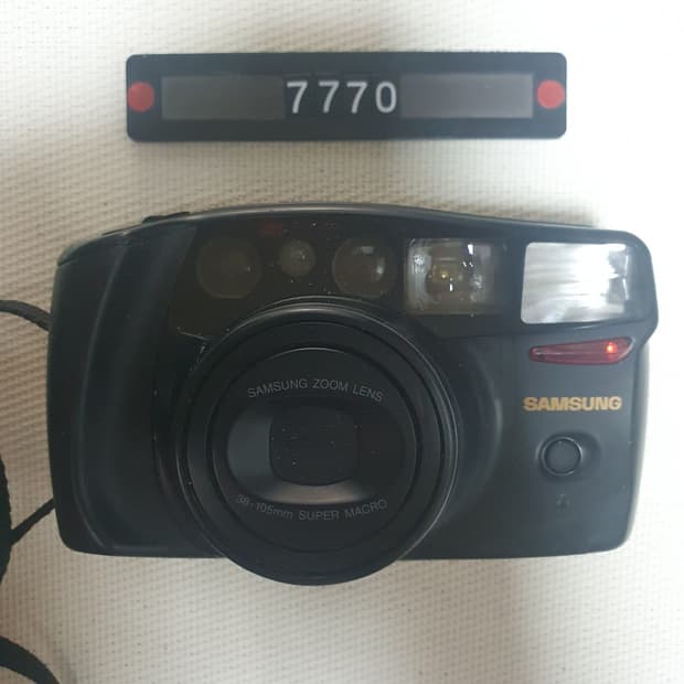 삼성캐녹스 퍼지줌 1050 필름카메라
