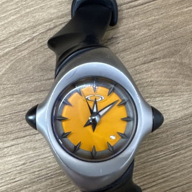 오클리 시계 Oakley Crush Watch