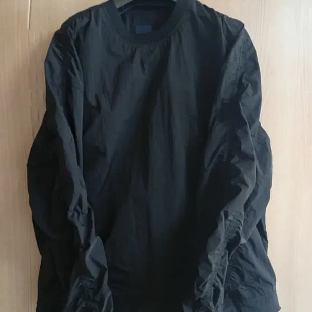 준지 셔링 나일론 맨투맨