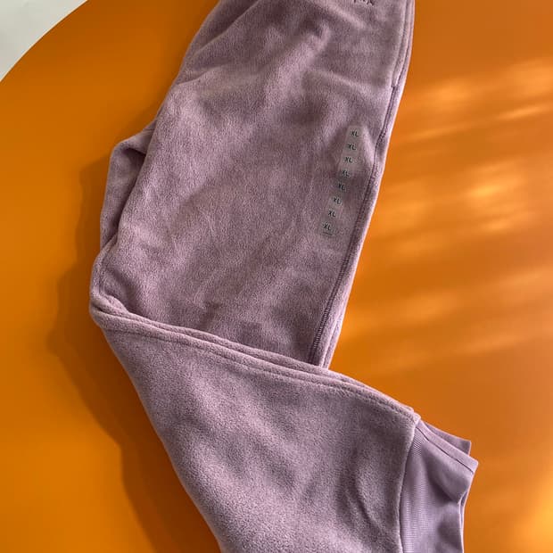 유니클로 jw앤더슨 콜라보 플리스팬츠