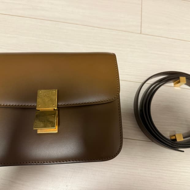 셀린느 클래식박스 카멜 틴