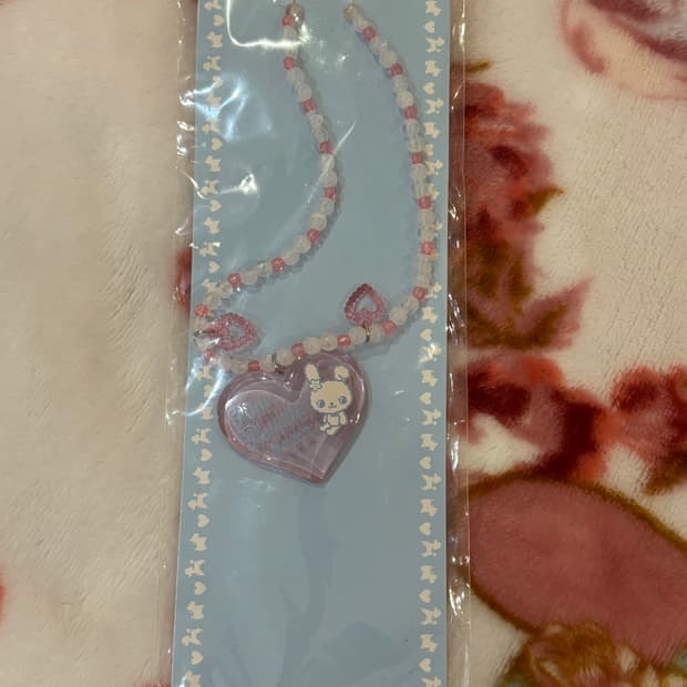 폼포넷 빅 하트 비즈 목걸이