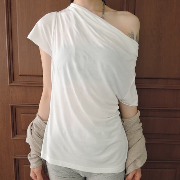 Cowl-Neck Draped Short Sleeve Top
