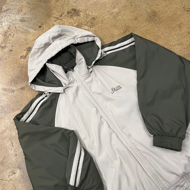 [정품/100] 아식스 바람막이 후드 집업 점퍼 그레이 카키 b19