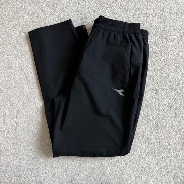 디아도라 캄포 러닝 팬츠