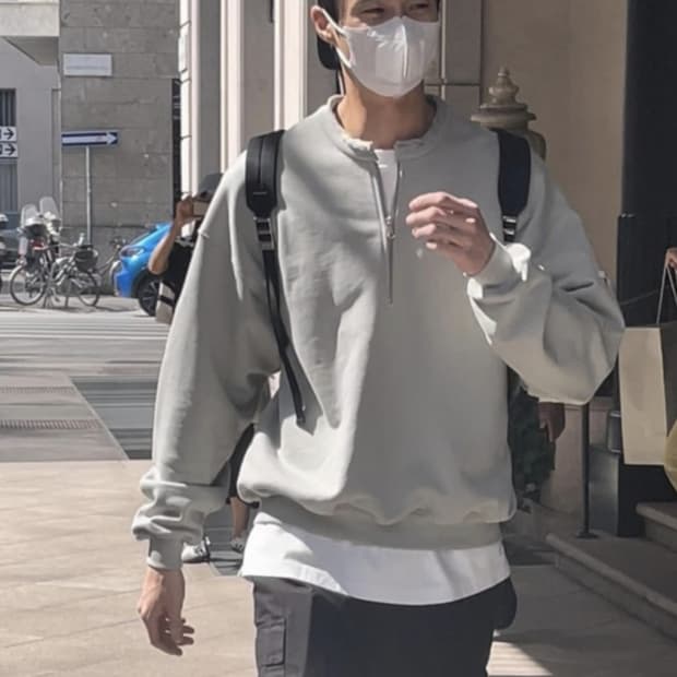 렉토 RAW EDGE COLLAR STAND HALF ZIP-UP 멜란지