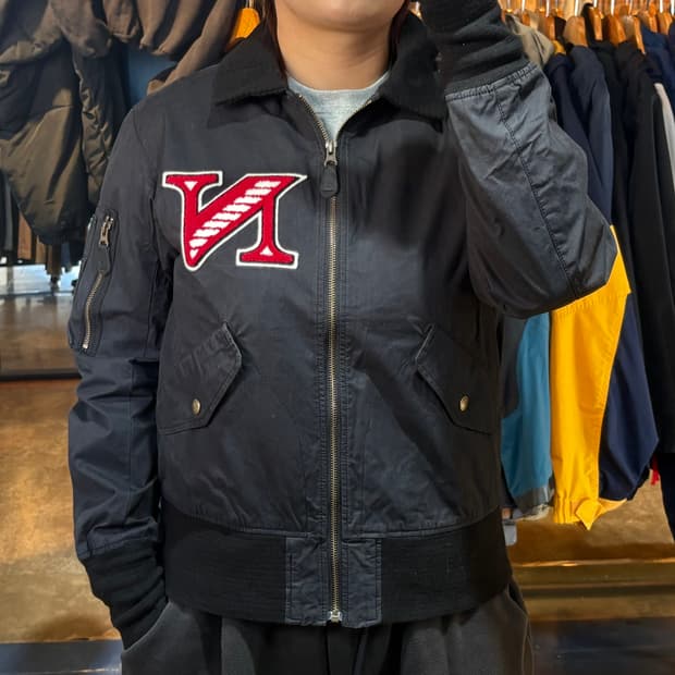 푸부 블랙 자켓