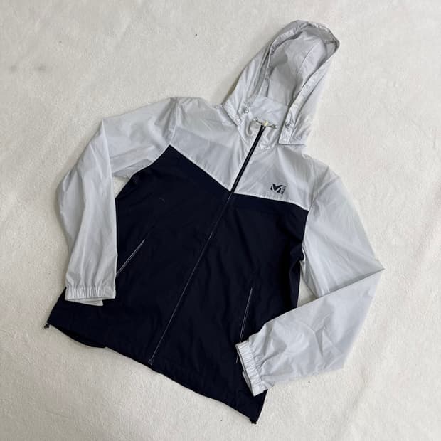 100 밀레 투톤 나일론 바람막이 자켓 0320T