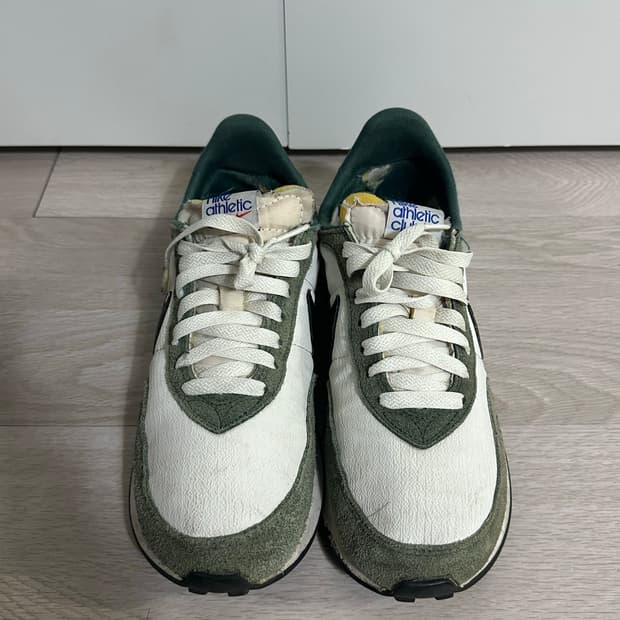 나이키 와플 트레이너2 애슬래틱클럽 260 