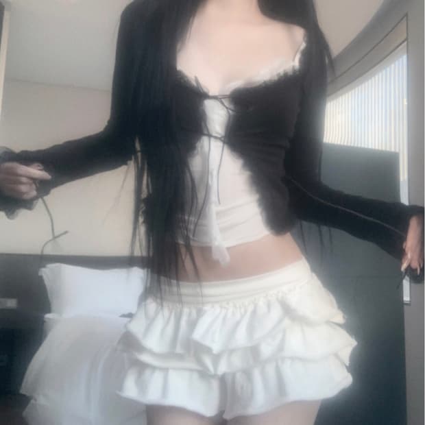 Suzen Stella Strap Lace Cardigan 