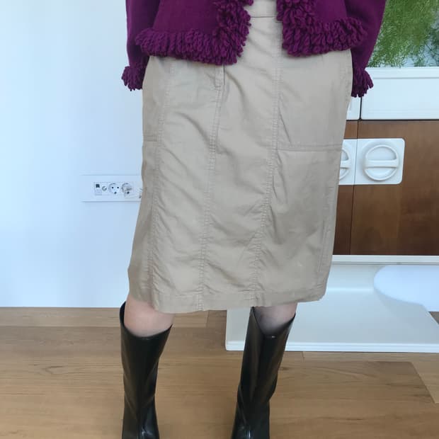 vintage beige skirt (29inch)