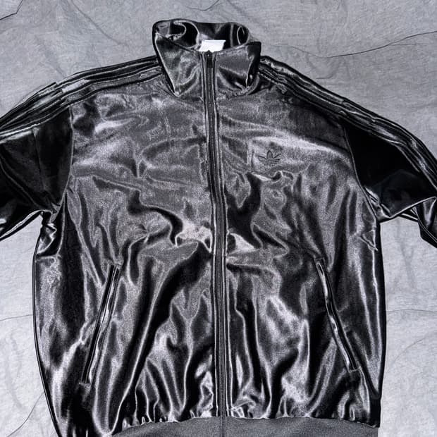 아디다스 메탈릭 트랙탑 져지